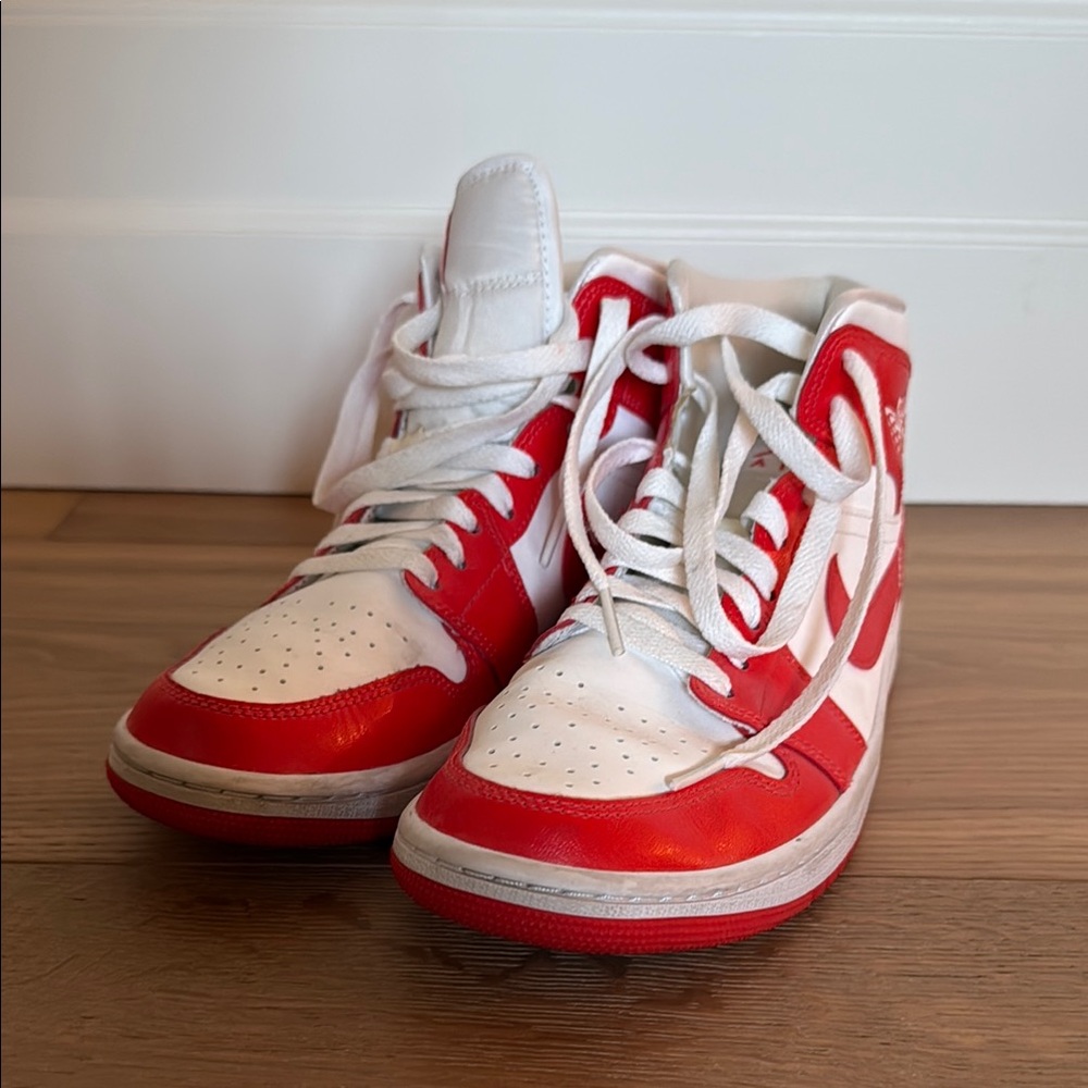 Nike Jordan 1 Red and White Athletic High-Top Shoes